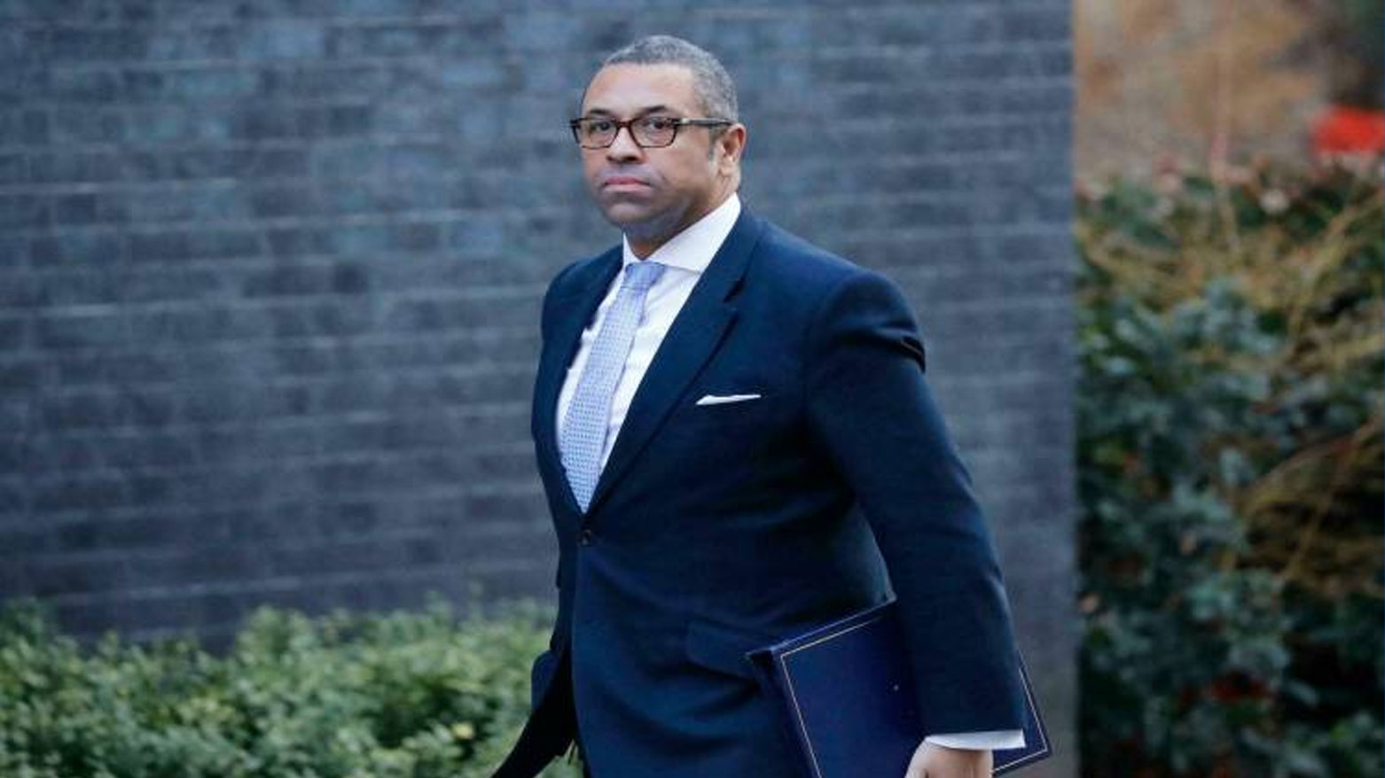 بەریتانیا: پێویستە ئیسرائیل شەڕ راگرێت