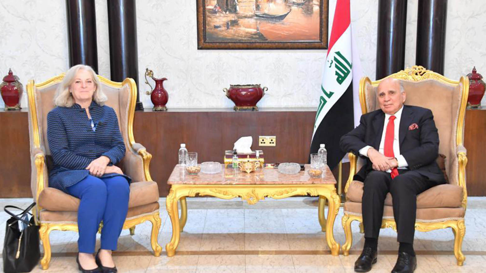 Iraqi Deputy Prime Minister and Minister of Foreign Affairs Fuad Hussein (right) during his meeting with U.S. Ambassador to Iraq Alina L. Romanowski, Oct. 31, 2023. (Photo: Twitter/ Alina L. Romanowski)