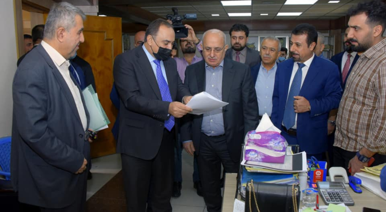 وەزیری دارایی و شاندی یاوەری سەردانی بەشەكانی خانەنشینیان کرد
