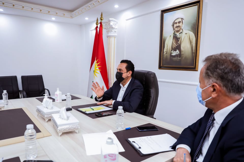 Erbil Governor Omed Khoshnaw supervises a meeting of the Erbil Security Council, Sept. 16, 2021. (Photo: Erbil Governorate)