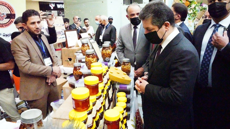 Prime Minister Masrour Barzani touring the grape and honey exhibition in Duhok. (Photo: KRG)