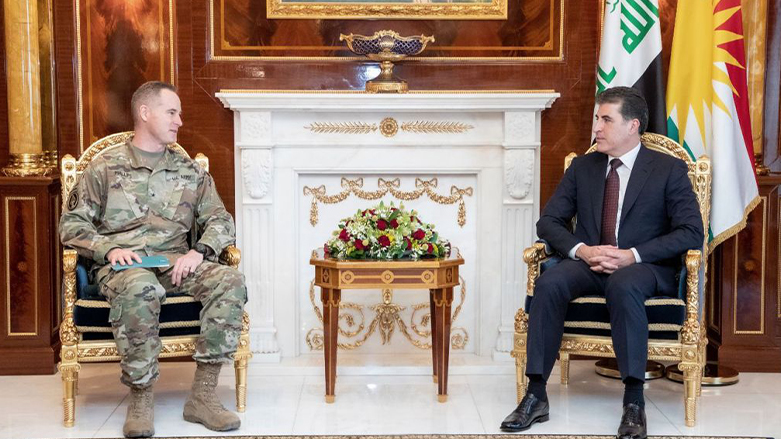 نچیروان بارزانی، رئیس اقلیم کوردستان و ژنرال کیس فلپس، مقام عالی نظامی آمریکا