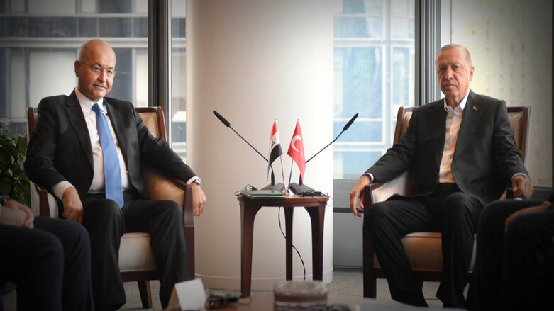 President Recep Tayyip Erdoğan, who is in New York for the 76th session of the United Nations General Assembly, met with President Barham Salih of Iraq at the Turkevi Center. (Photo: Presidency of the Republic of Turkey)