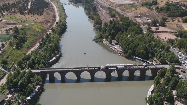 Pira Deh Derî ya Diyarbekirê