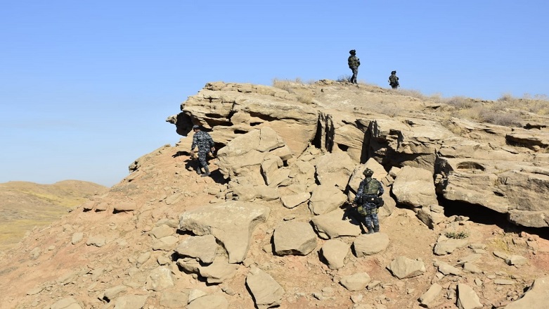 کشف و ضبط مقادیری تسلیحات و مواد انفجاری داعش در کرکوک