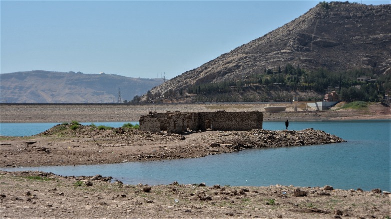 Low water levels caused by drought have uncovered portions of an old village at the Kurdistan Region's Duhok Dam, Sept. 12, 2021. (Photo: Kurmanj Nhili/Kurdistan 24)