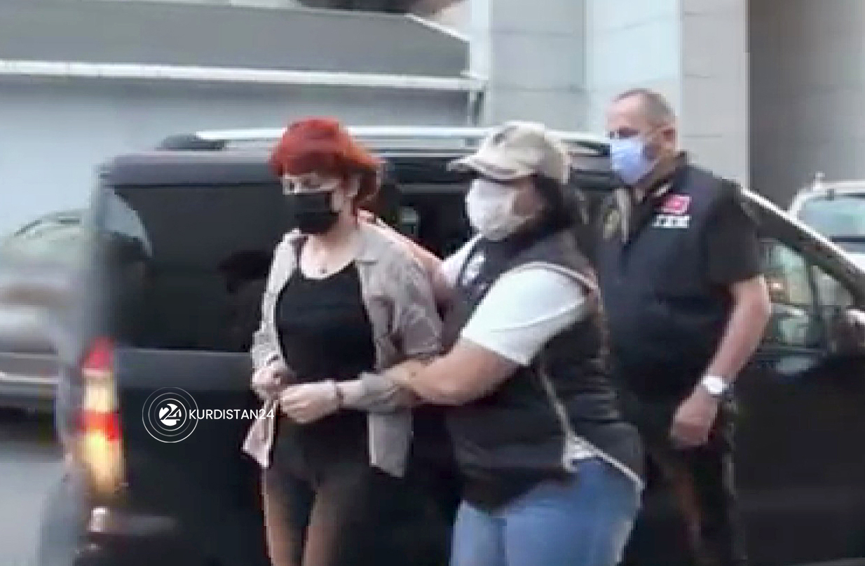 سەمرا گوزەل پەرلەمانتاری هەدەپە لە دەستی هیزە ئەمنییەکانی تورکیا - فۆتۆ: AA