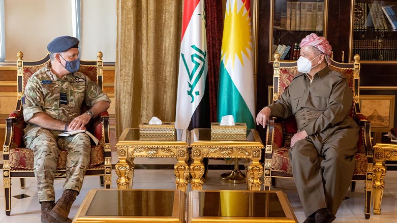 KDP President Masoud Barzani (right) during his meeting with the UK Air Marshal Martin ‘Sammy’ Sampson in Erbil, Sept. 7, 2022. (Photo: Barzani Headquarters)