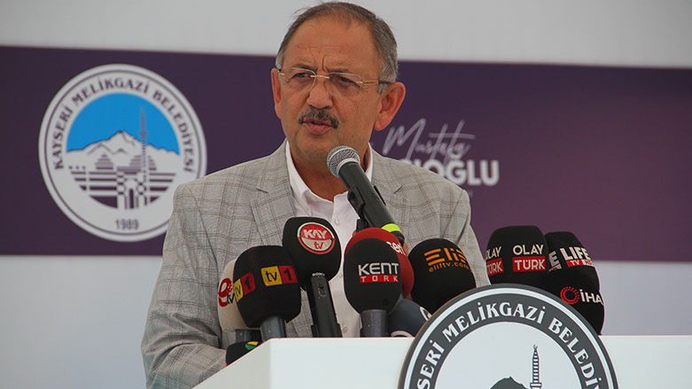Mehmet Özhaseki Kayseri'de konuştu (Foto: AA)
