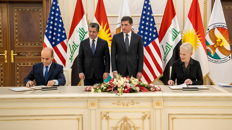 حضور نچیروان بارزانی، رئیس و مسرور بارزانی، نخست وزیر اقلیم کوردستان در مراسم امضای تفاهم‌نامه همکاری میان اقلیم کوردستان و آمریکا