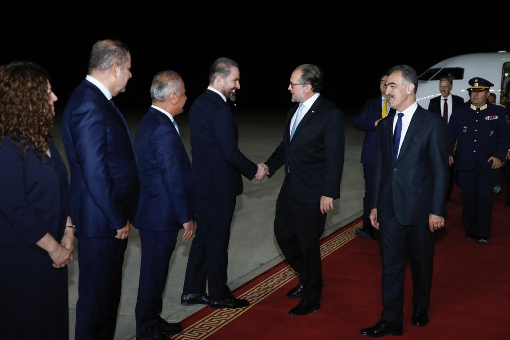 استقبال از الکساندر شالنبرگ، وزیر امور خارجه اتریش در فرودگاه بین&zwnj;المللی اربیل