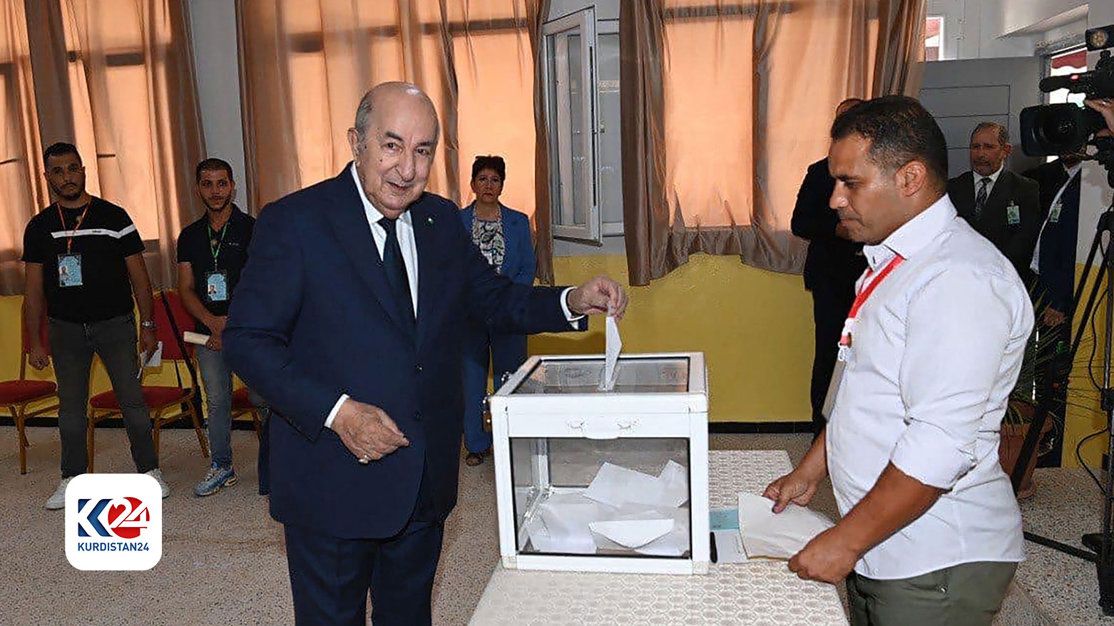 الجزائريون ينتخبون رئيسهم وتبون الأوفر حظّا