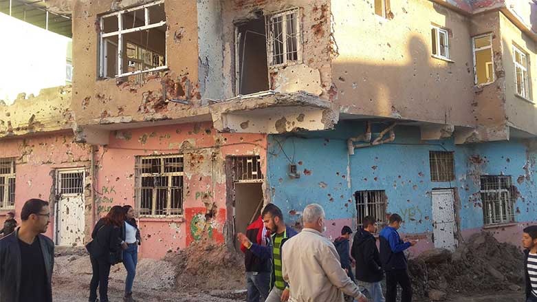Farqîn: Piştî kavilbûna bi sedan mal qedexe rabû