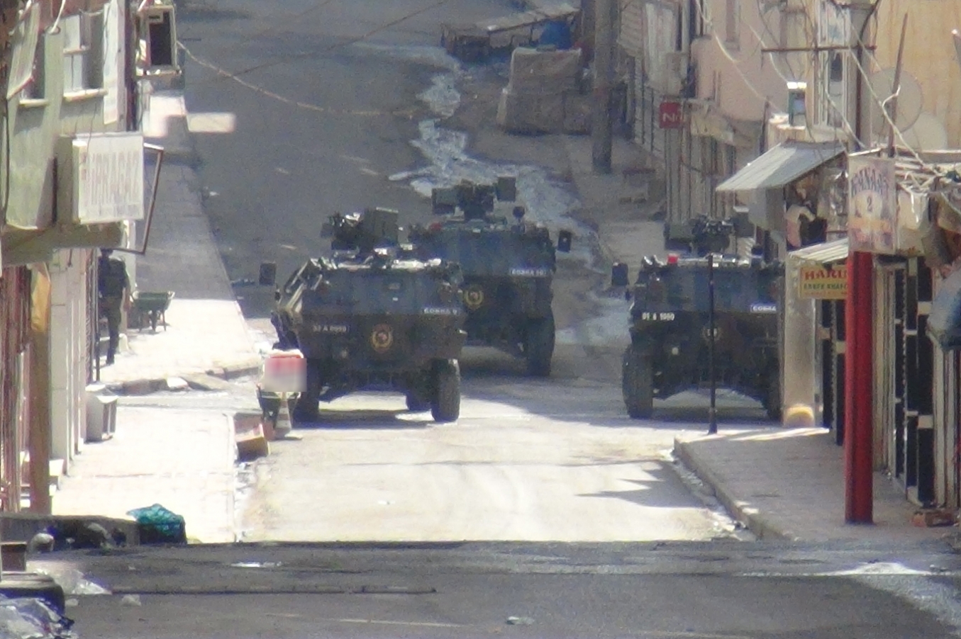 KCD, dijî operasyonan banga çalakiyên demokratîk dike