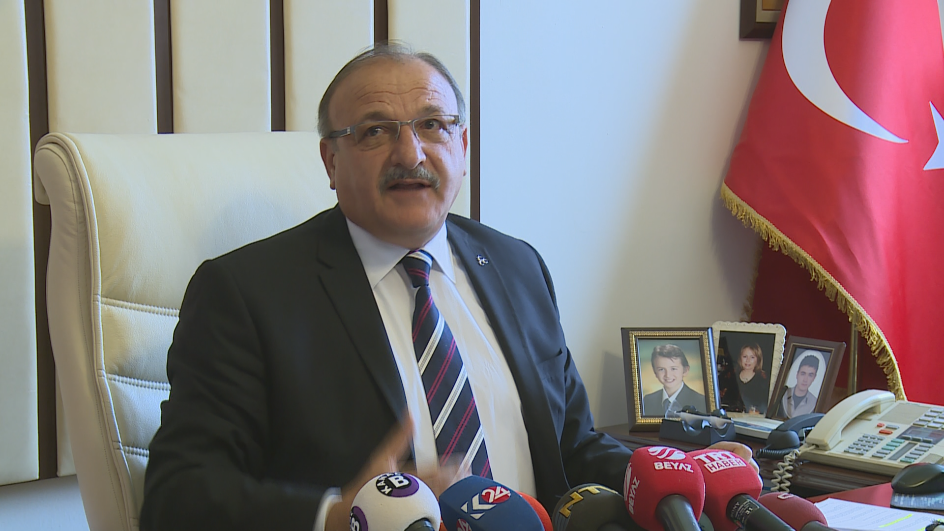 Partiyên opozîsyonê dijî operasyonên leşkerî derketin