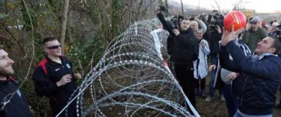 به‌ شێوازێكی جیاواز په‌نابه‌ران دڵخۆش ده‌كه‌ن