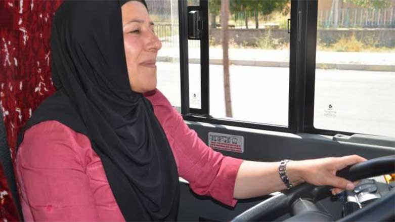 Li Wanê jin dibin şofêrên otobûsan