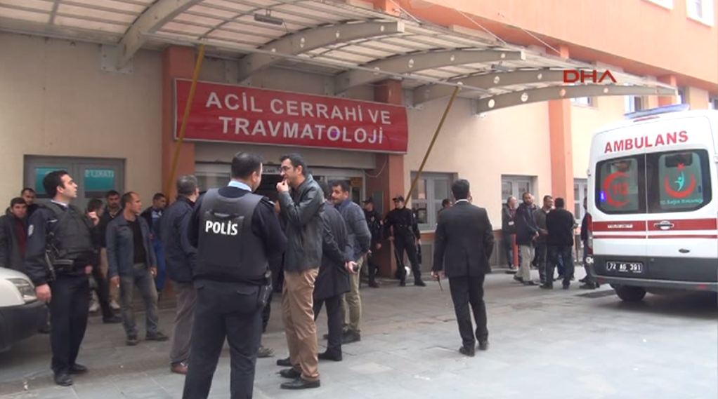Li Êlihê êrîşa bi kêran: 10 xwendekar birîndar in