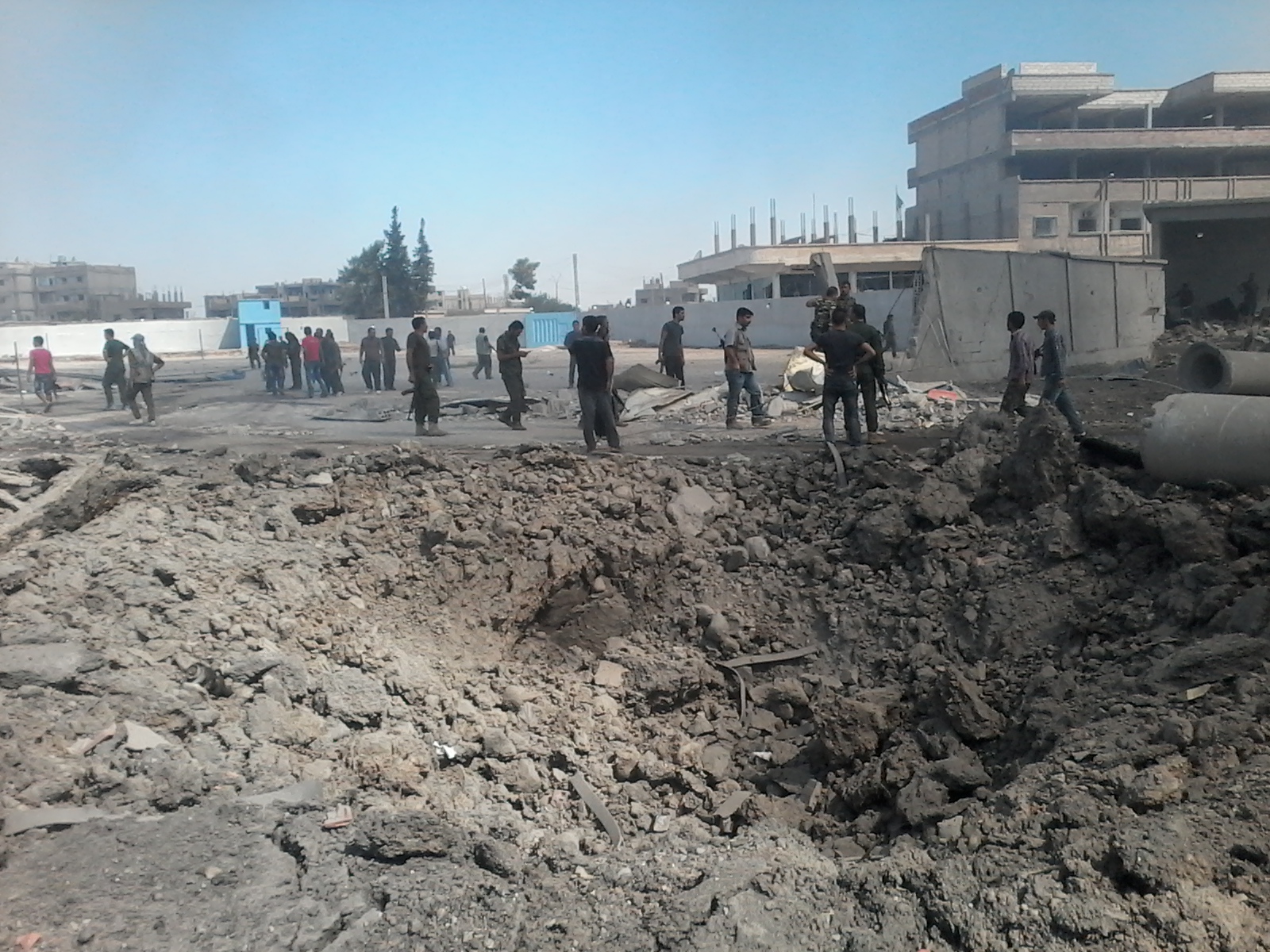 Teqîneke mezin Qamişlo dihejîne