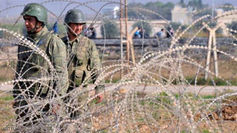 Zêrevanên sînorê Tirkiyê welatiyekî Rojava dikujin