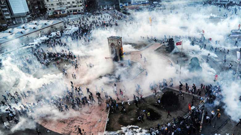  Dadgeha Stenbolê derbarê bûyrên Geziyê de biryar dide