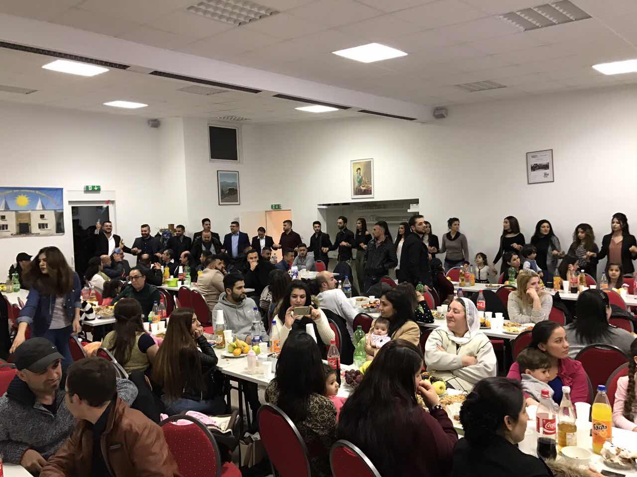 به‌ وێنه‌.. كوردانی ئێزدی له‌ ئه‌ڵمانیا به‌م شێوه‌یه‌ جه‌ژنی رۆژوویان پیرۆز كرد