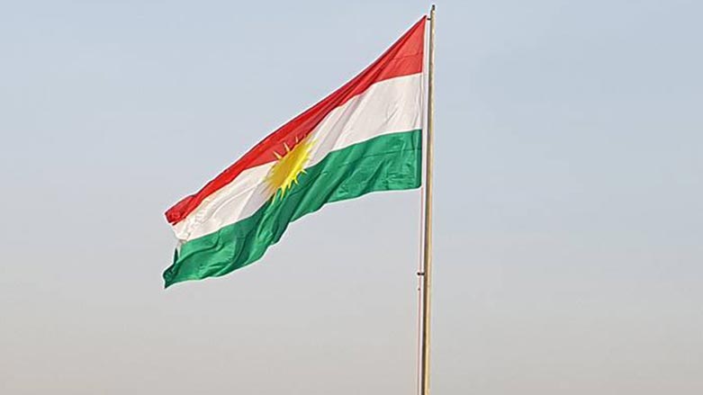 ئاڵايه‌كى گه‌وره‌ى كوردستان له‌ ناوه‌ران هه‌ڵكرا