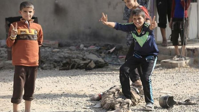 داعش ينشر انتحارييه ويوزع المختطفات ويسعى لاستخدام "الأمونيا" في الموصل