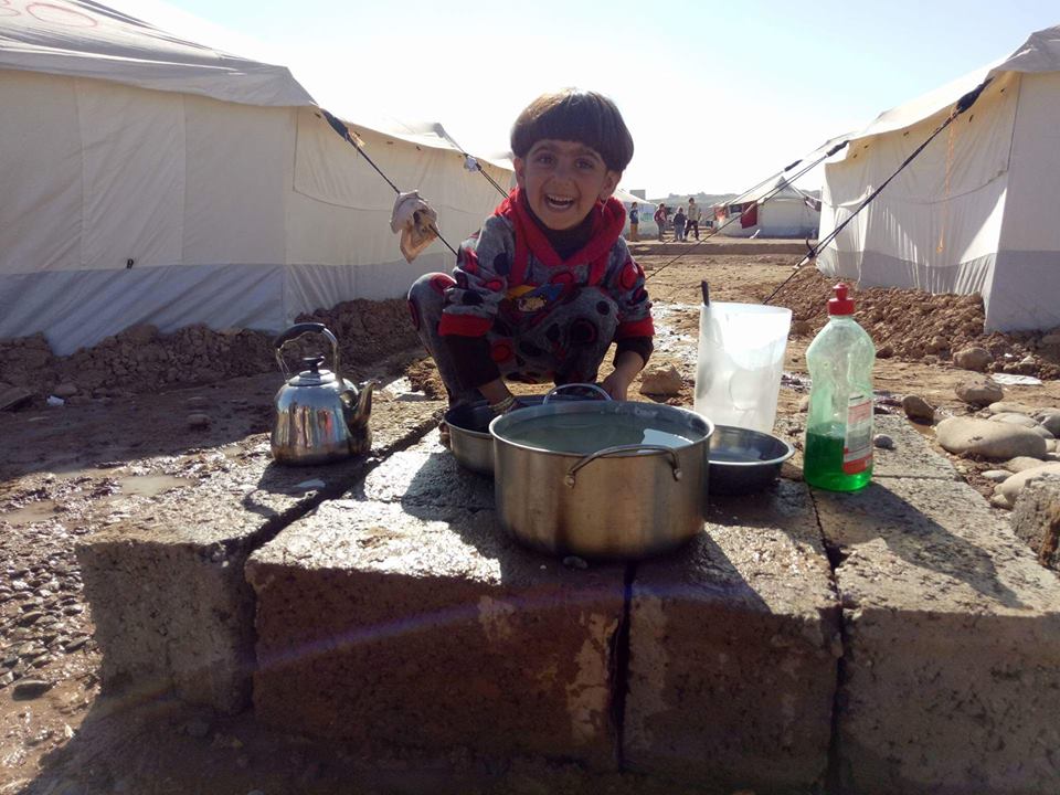 بە وێنە... ژیانی منداڵانی ئاوارە لە رۆژی جیھانی مافەكانی منداڵان