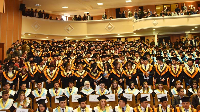 به‌ وێنه‌.. رێوڕه‌سمی ده‌رچووانی حه‌وته‌مین خوولی زانكۆی سۆران