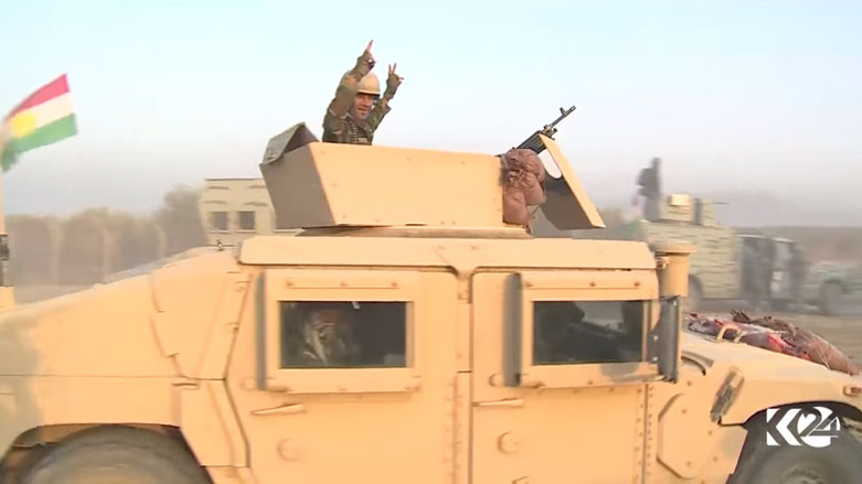 بالصور.. البيشمركة تخوض معارك عنيفة مع داعش داخل بعشيقة