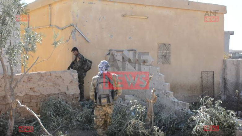 بە ڤیدیۆ: ھێزەكانی سوریای دیموكرات ئه‌م شاره‌یان كۆنترۆڵ كرد