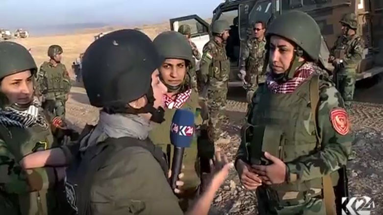 بە ڤیدیۆ: كچانی زێره‌ڤانی له به‌ره‌كانی جه‌نگ په‌یامێك بۆ ژنانی كوردستان ده‌نێرن