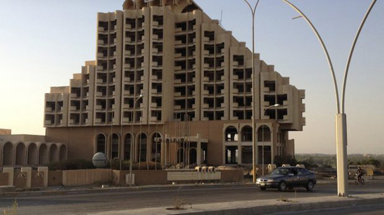 مصادر تؤكد واخرى تنفي تفجير داعش لأرقى فنادق الموصل