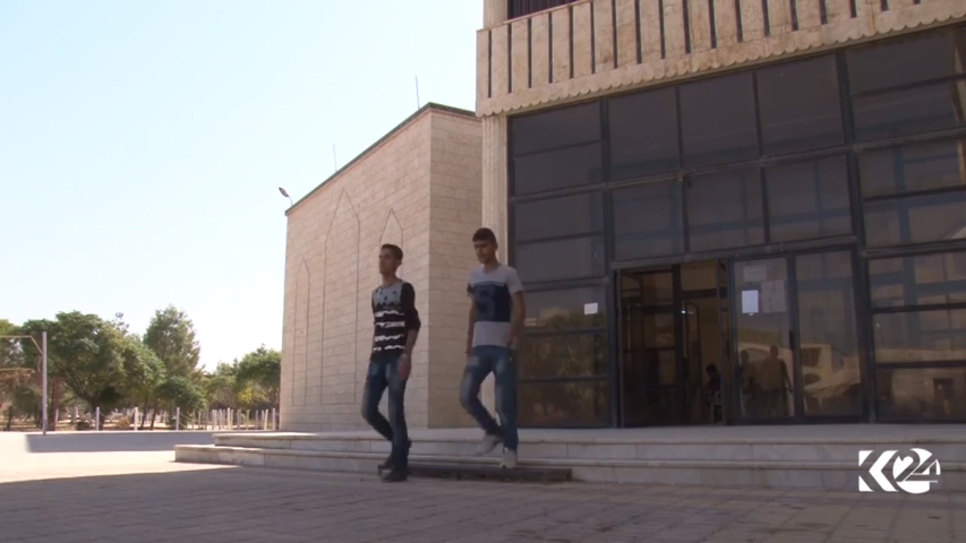 بالصور.. إعلان نتائج المفاضلة بجامعة روج آفا والاستعداد للعام الدراسي