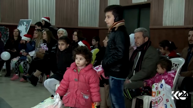 بالصور.. القامشلي تحتفل برأس السنة وتستذكر ضحايا العام الماضي