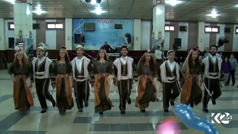 بالصور.. القامشلي تحتفل برأس السنة وتستذكر ضحايا العام الماضي