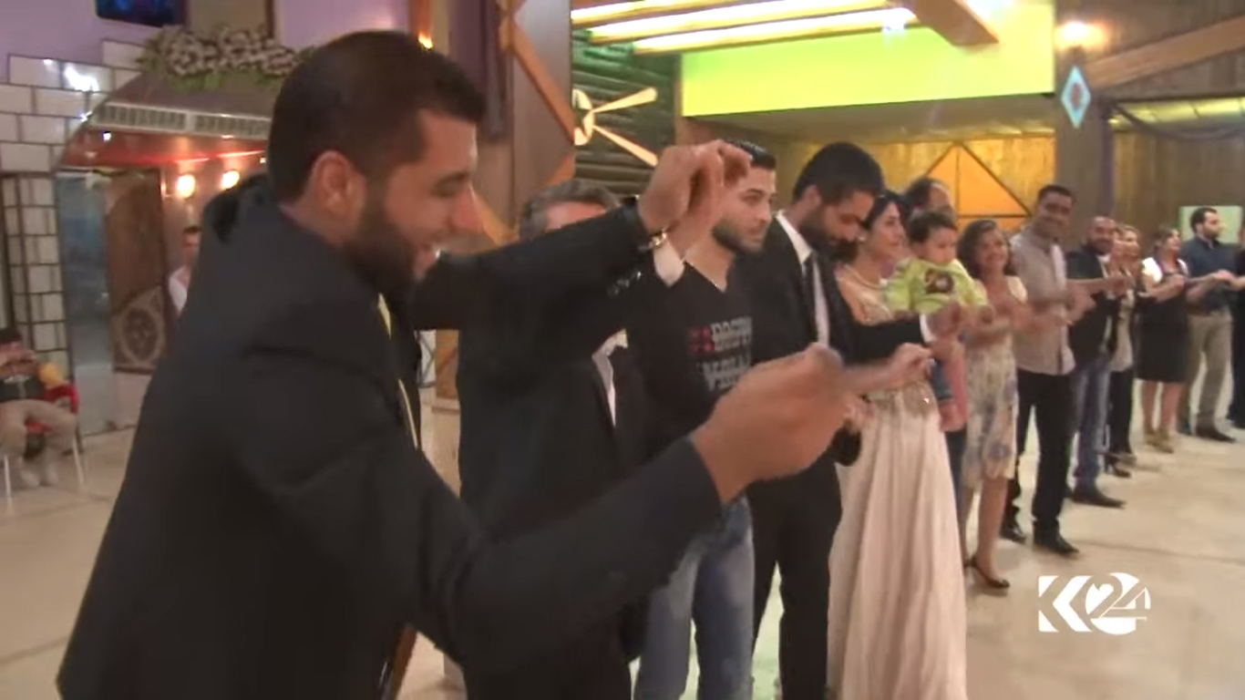 بالصور.. أعراس روج افا مستمرة رغم مأساة الحسكة