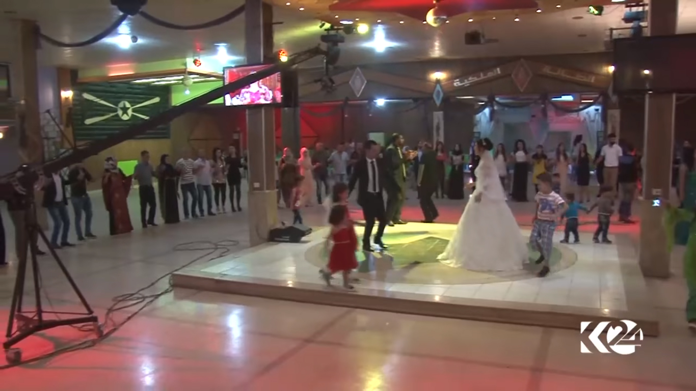 بالصور.. أعراس روج افا مستمرة رغم مأساة الحسكة