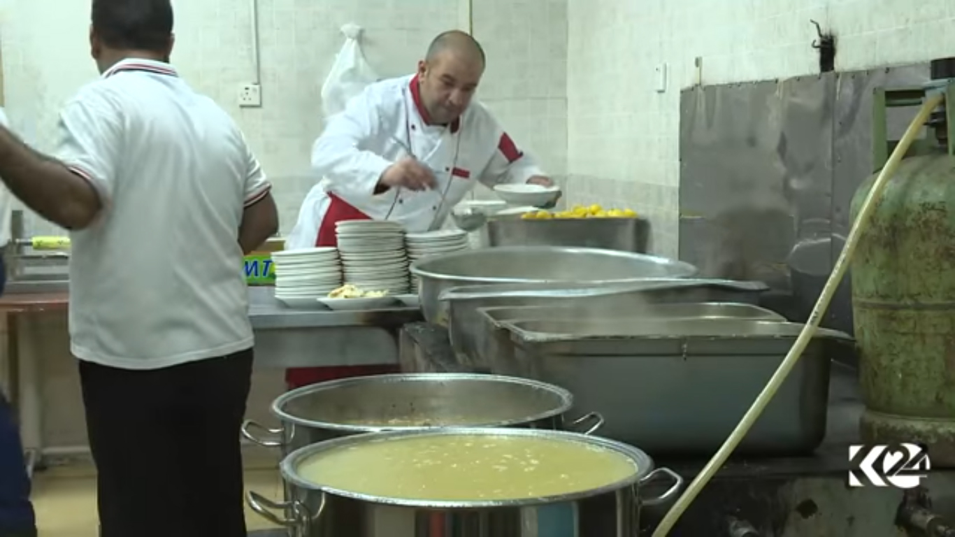 بالصور.. مطعم 