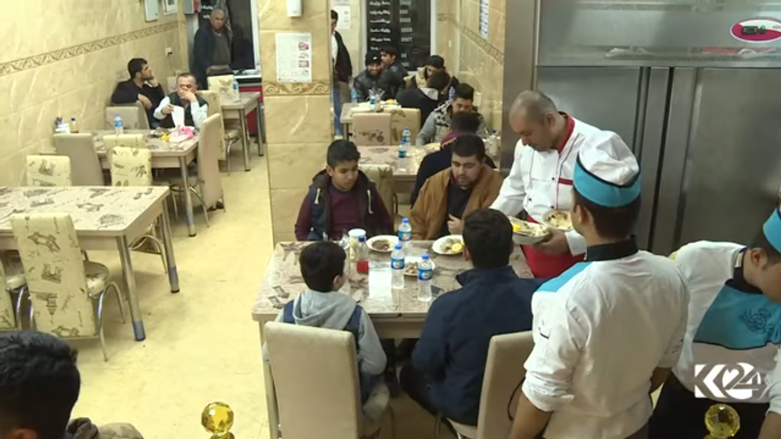 بالصور.. مطعم 