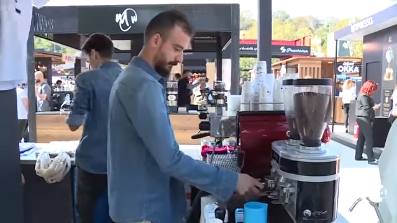 بالصور.. مهرجان القهوة بمدينة اسطنبول