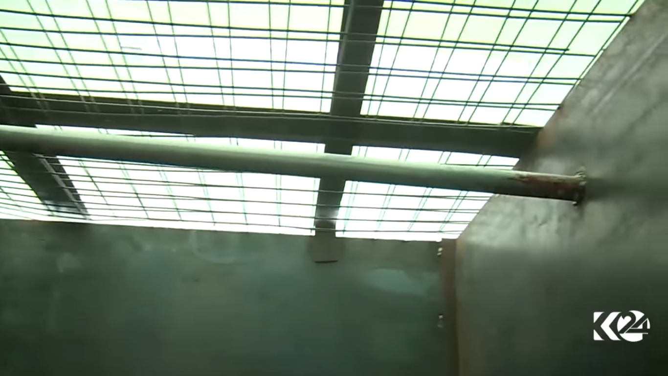 بالصور.. القوات العراقية تدخل السجن المركزي لداعش بالموصل