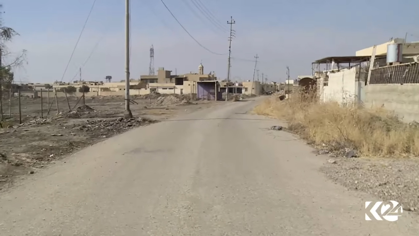 بالصور.. كوردستان24  تقرع أجراس إحدى كنائس برطلة بعد تحريرها 