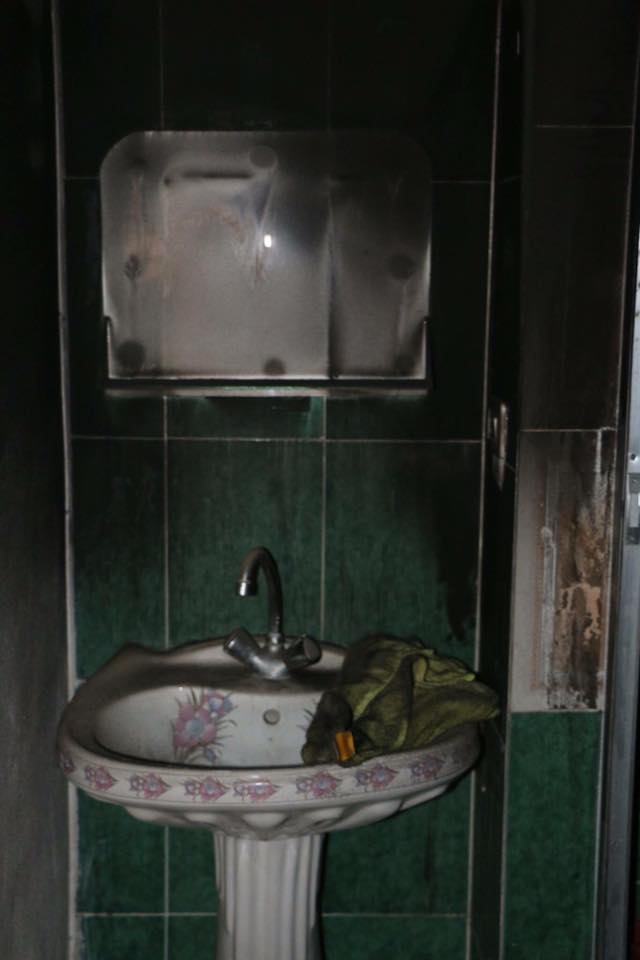 بالصور.. احراق إذاعة کوردیة في عامودا ومديرها يتهم الإدارة الذاتية