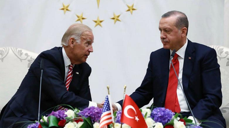 گاردیان: توركیا و ئه‌مه‌ریكا بۆ لێدان له‌ داعش و پاشه‌كشه‌ به‌ یه‌په‌گه‌ رێككه‌وتوون