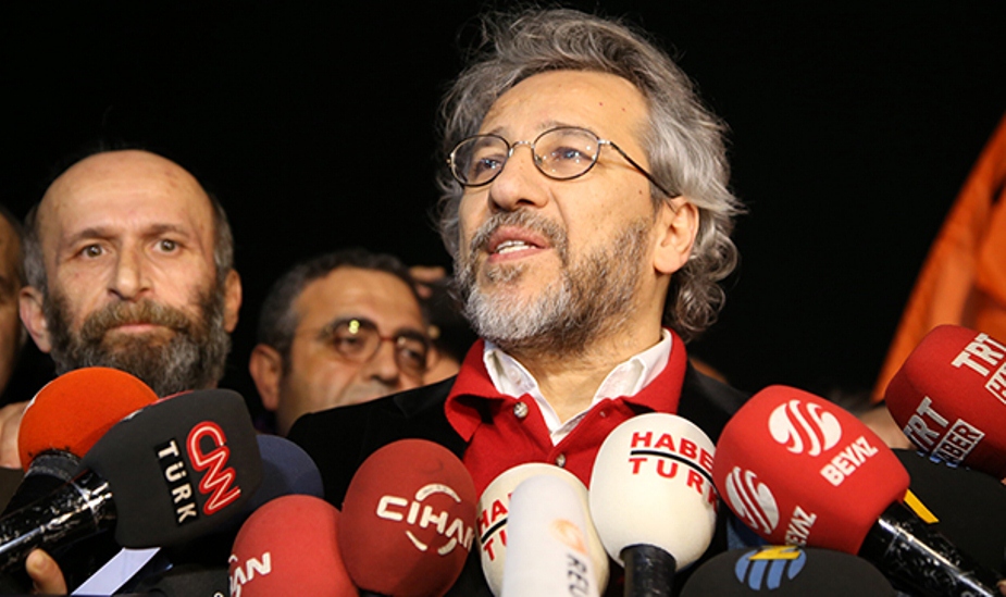 Rojnamevan Can Dûndar û Gul hatin berdan