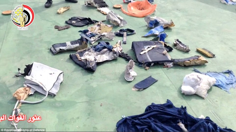 میسر پارچه‌ دۆزراوه‌كانی فڕۆكه‌ تێكشاوه‌كه‌ی بڵاوكرده‌وه‌