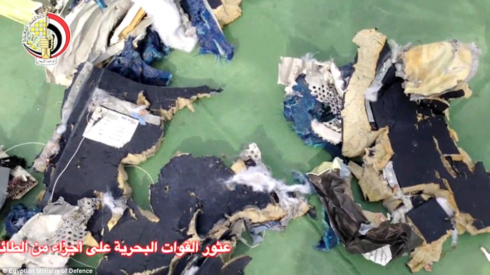 میسر پارچه‌ دۆزراوه‌كانی فڕۆكه‌ تێكشاوه‌كه‌ی بڵاوكرده‌وه‌