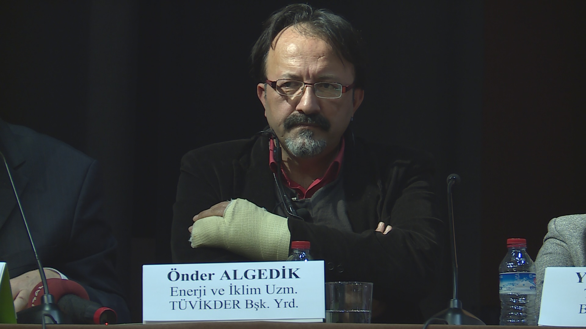 "Bi polîtîkayên şaş xweza tê talan kirin"